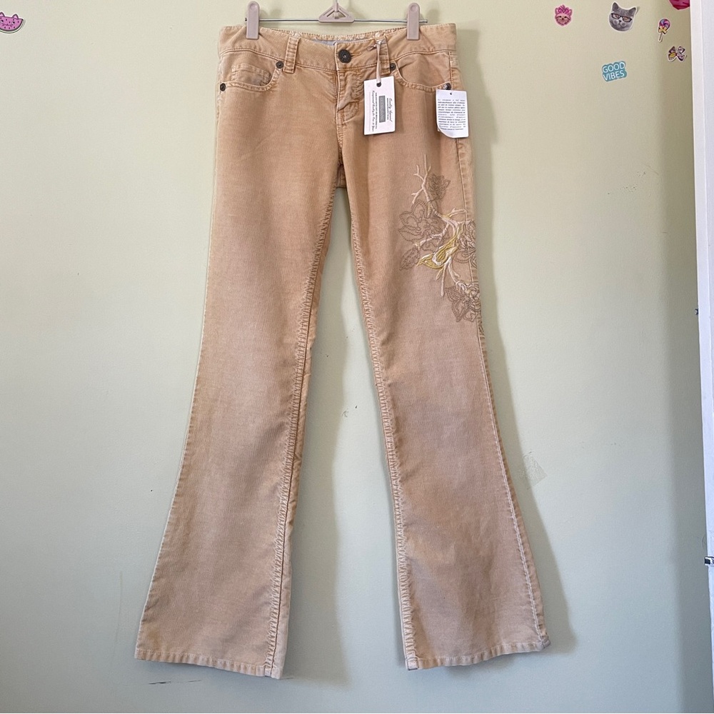 NWT Vintage Guess Jeans Tan Corduroy Low Rise Bootcut Pants w/ Floral Embroidery